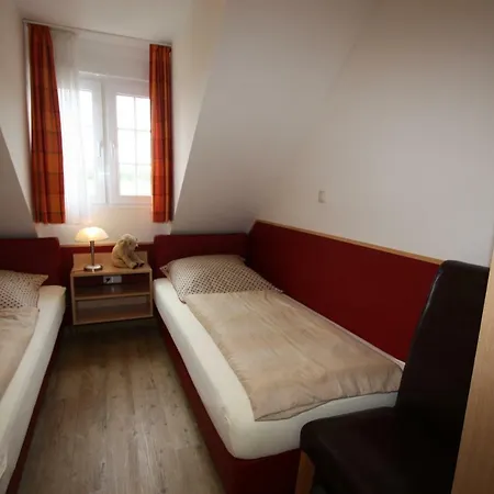 Ferienhaus Seepark Hooksiel 1,2 *